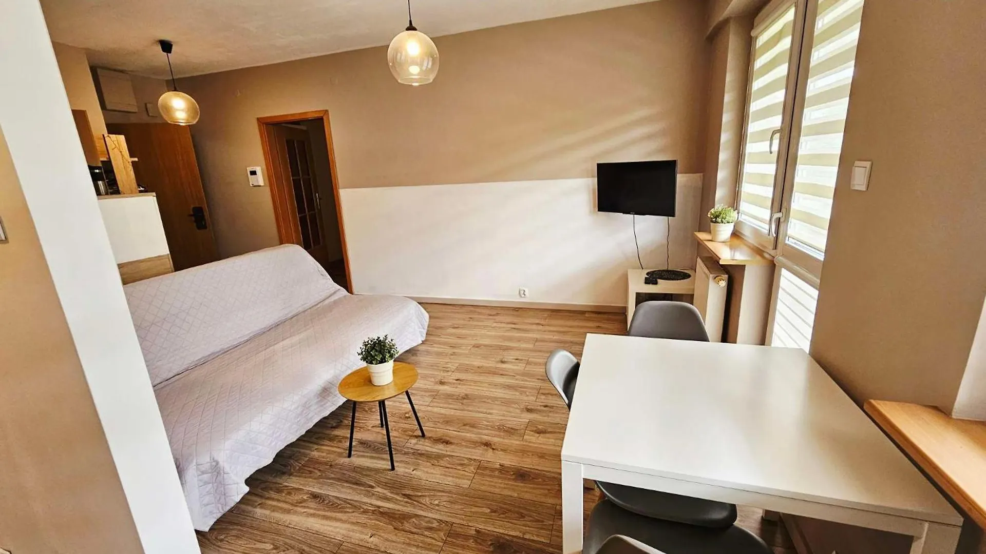 ורשה Green Kabaty Apartment 5 0*,  פולין